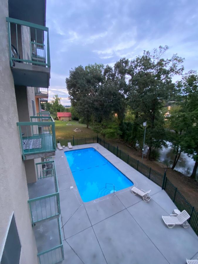 River Place Condos #509 1Bd, 2 Bath 비둘기 포지 외부 사진